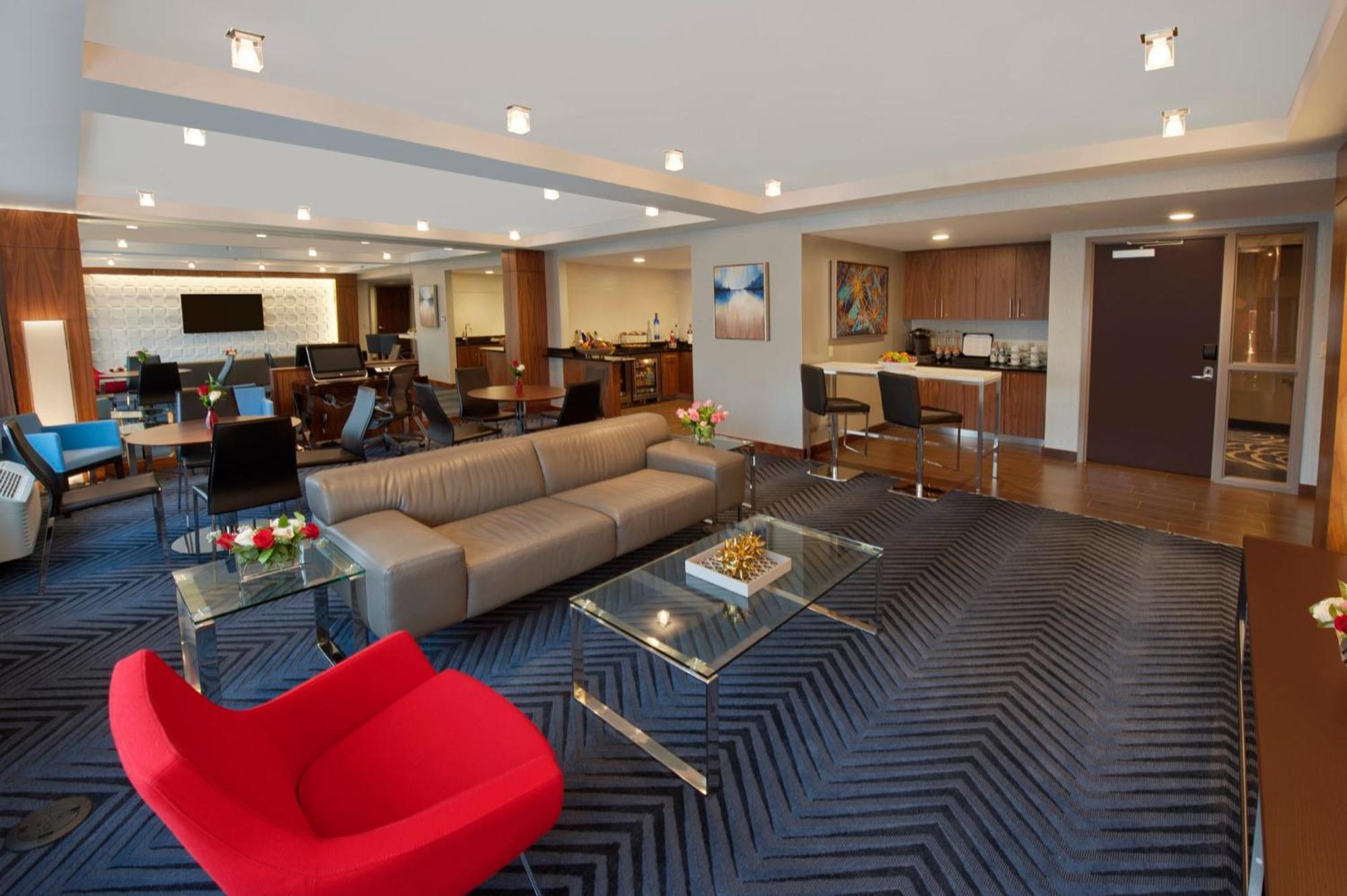 Crowne Plaza Princeton - Conference Center By Ihg Bagian luar foto