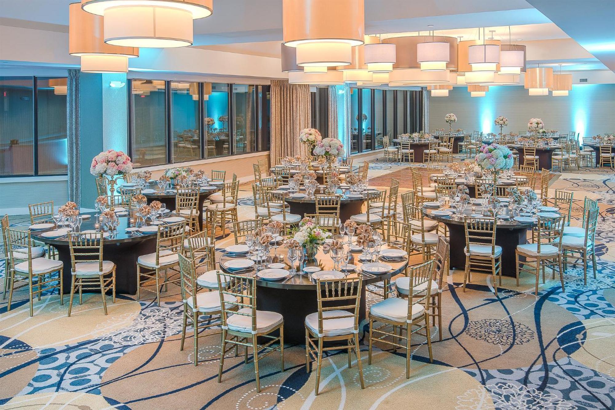 Crowne Plaza Princeton - Conference Center By Ihg Bagian luar foto