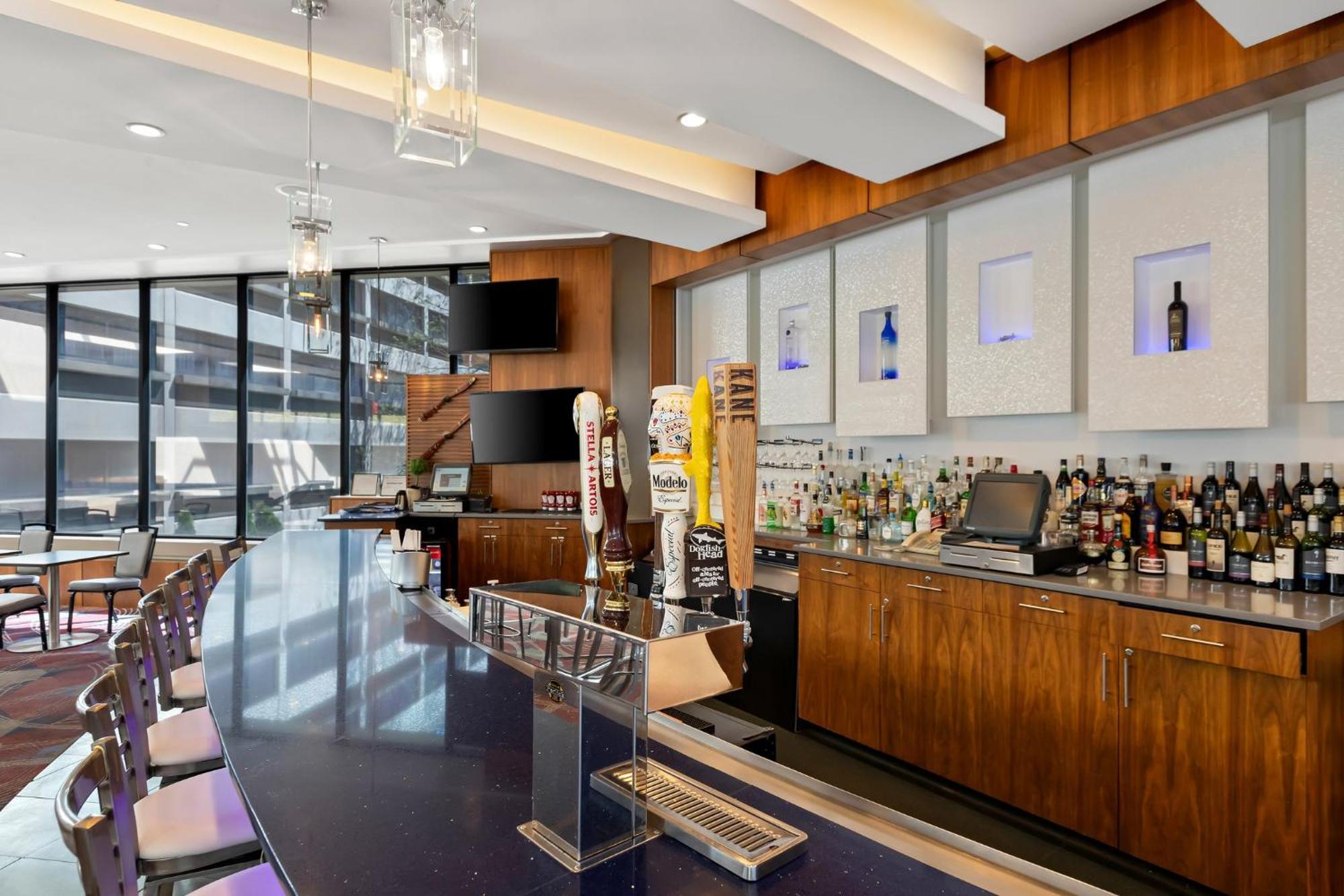Crowne Plaza Princeton - Conference Center By Ihg Bagian luar foto